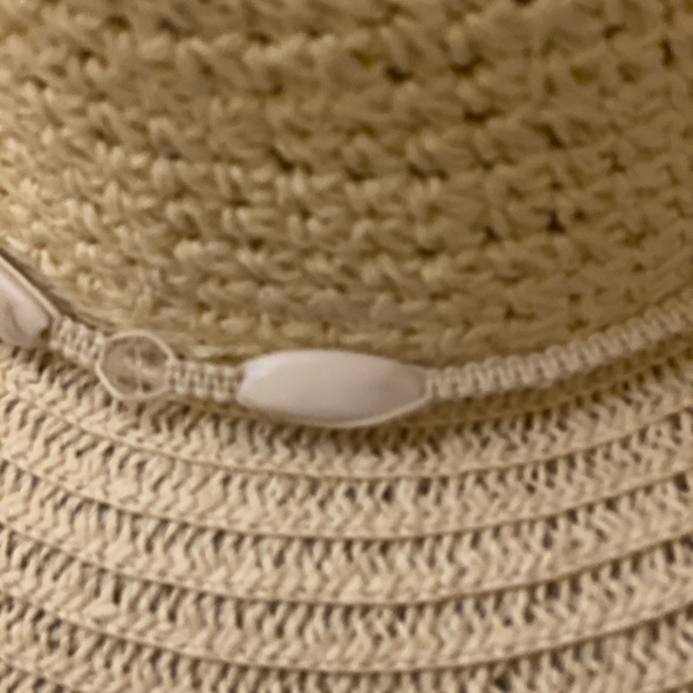 Straw hat - Picture 4 of 6